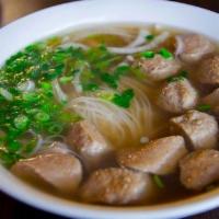 Bo Vien · Beef Noodle soup served with scallions, cilantro and seasoned beef meat balls. 