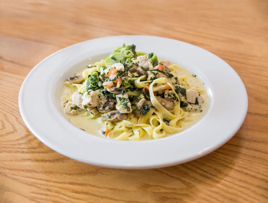 Chicken Primavera Alfredo Dinner · Sliced chicken breast sauteed with fresh spinach, mushrooms, broccoli and tomatoes, tossed in our creamy Alfredo sauce and topped with a sprinkle of Parmesan cheese.