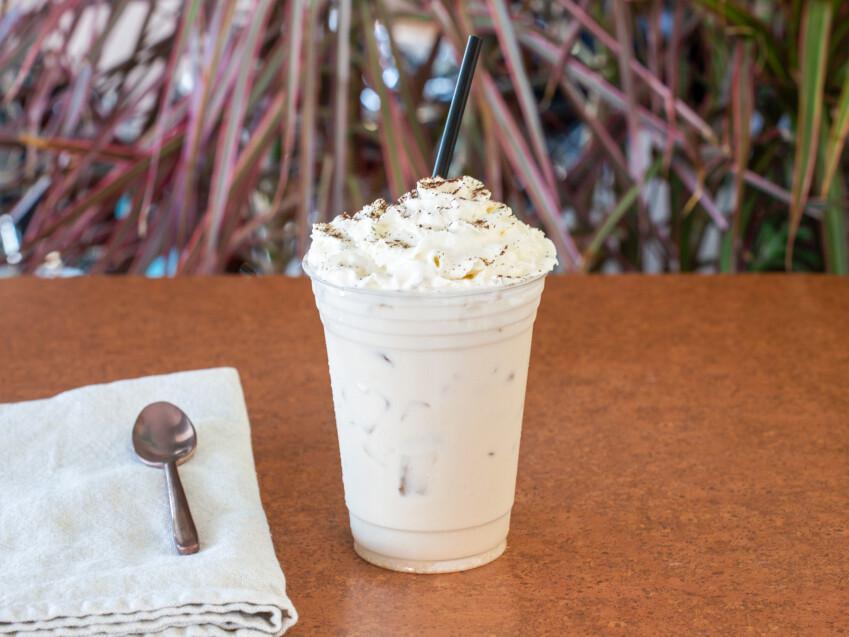 White Chocolate Mocha · White Chocolate-Espresso-Frothed Milk