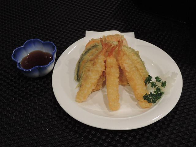 Icho Izakaya Fusion Cuisine · Asian · Dinner · Japanese · Lunch · Seafood · Sushi