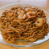 Shrimp Lo Mein 虾捞面 · Egg noodle dish.