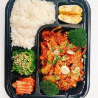 Pork Stir Fry Lunch Box · Pork stir fry lunch box, comes with a white rice, side dishes.
