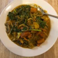 Veggie Curry Plate · Sauteed squash, onion, carrot, cabbage, broccoli and kale in mushroom curry sauce. Soy free....