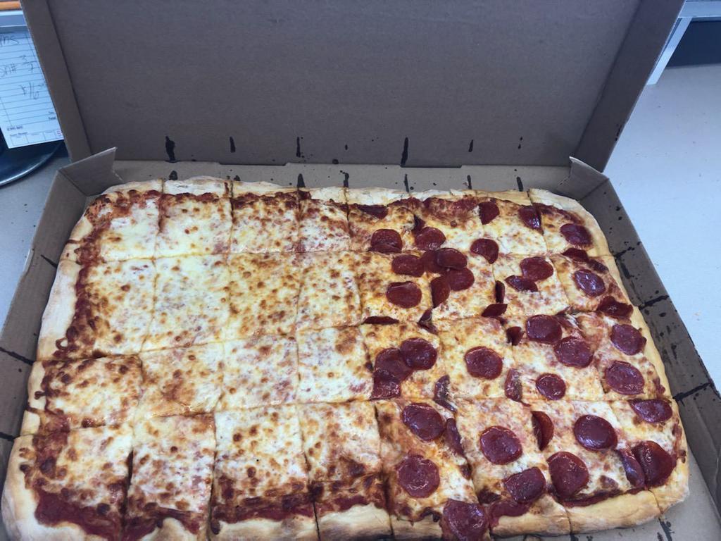 Sheet Pizza with Cheese and 30 Wings Special · 