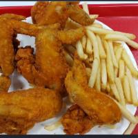 5 chicken wings w fries · 