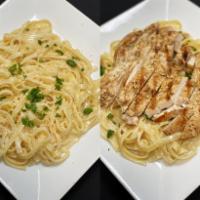 Fettuccine Alfredo · Fettuccine tossed in house-made alfredo sauce.
PLEASE NOTE:  SPECIAL INSTRUCTIONS OR REQUEST...