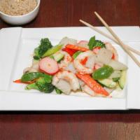 M27. Seafood Delight · Vegetarian shrimp, squid, crabmeat with broccoli, Chinese cabbage, carrots and snow peas.