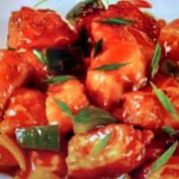 Chili Paneer · Cooked with spicy blend of green onion and green chilli.