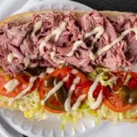 Roast Beef Sandwich · Sandwich with thinly sliced beef that has been cooked over a dry heat. 