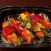 45d. Yummy Star · Fresh tuna, spicy kani, shrimp, avocado and chef's special sauce.