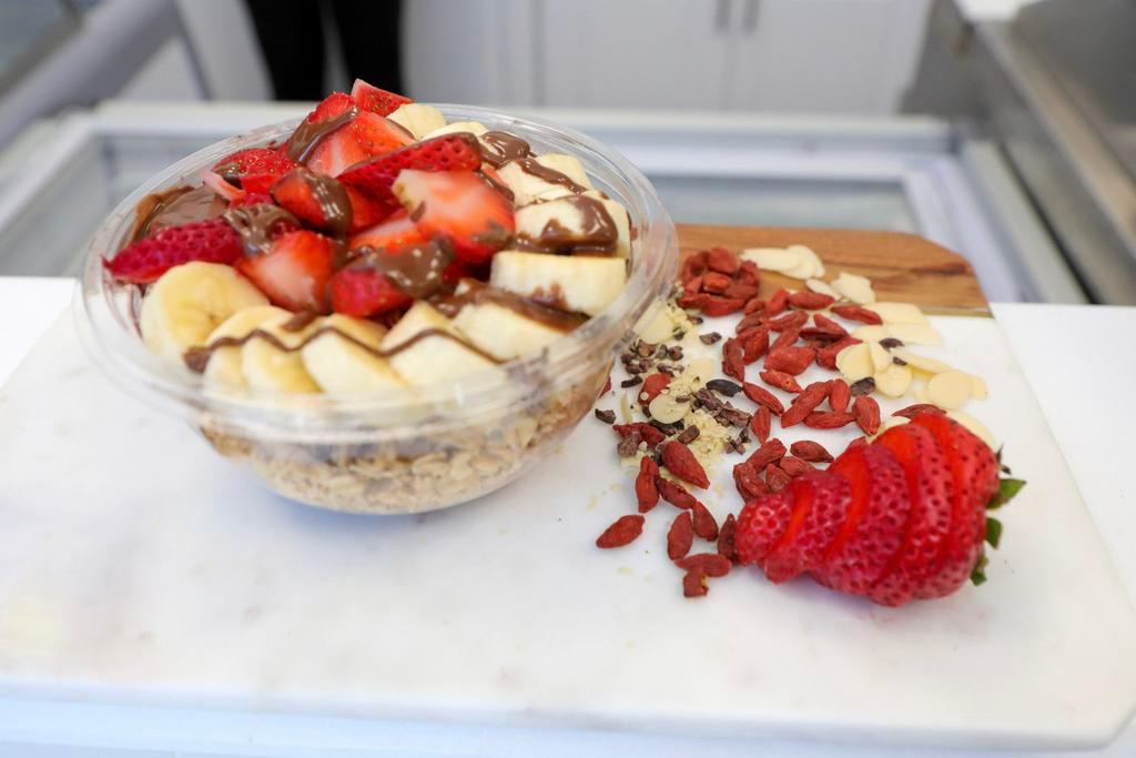 Acai Creation · Bowls · Fresh Fruits · Smoothies and Juices