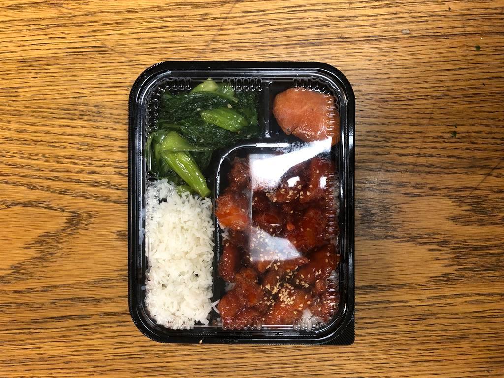 Sesame Chicken on Rice （芝麻鸡饭） · Served in a sweet sauce served with sesame seeds over rice.