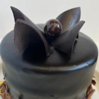 Chocolate Mini Cake · Individual cake