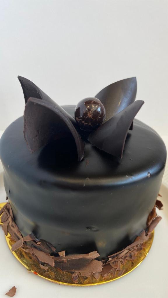 Chocolate Mini Cake · Individual cake