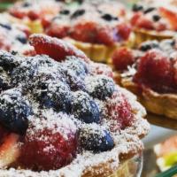 Mix Berry Mini Tart · 