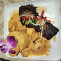 Mar y Tierra con Mofongo · Mofongo with Churrasco/Skirt Steak and Shrimp in Red or White Sausage