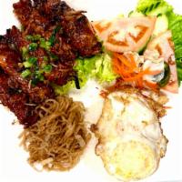 Com Bo Cuon Xa · Lemongrass Beef Rolls & Shredded Pork Skin & Egg - Rice Plate