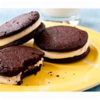 Keto Chocolate Sandwich  Net Carbs 1 gr · Net carbs 1 g
1 g fiber, 1 g Sugar, 103 cal
Ingredients: Almond flour,Cocoa Powder,Erythrito...