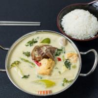 Green Curry · Bamboo shoot, bell pepper and eggplant and basil. Very spicy.