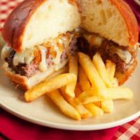 Pizza Burger · Mozzarella and marinara.