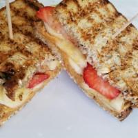 PB Panini Press. Low Calories · Multigrain bread served with peanut butter, honey and banana.