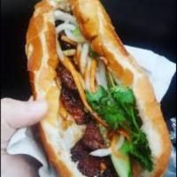 B1. Grilled Pork Baguette · Heo nuong.