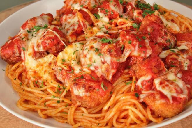 Shrimp Parmigiana Entrees  · Breaded Shrimp, Baked with Melted Mozzarella and tomato sauce.
Served with Garlic Bread and a side salad and dressing 