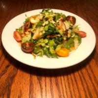 Chopped Garden Salad 			 · Arugula, Romaine, fennel, green onions, tomato, parsely, celery, carrots & vinagrette					
	...