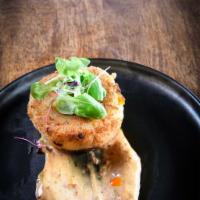 Lump Crab Cake · Jumbo crab meat, roasted peppers, chipotle aioli.