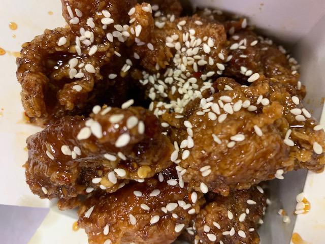 SS11. Sesame Chicken · Spicy large pieces of battered chicken glazed with a sweet brown sauce.