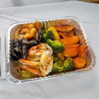 Platter #1 · 1 Dungeness crab leg, 12 large shrimp, 1 lb. black mussels, 1 red potato, 1 corn and 1 brocc...