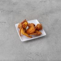 H2. 4 Fried Chicken Wings · 