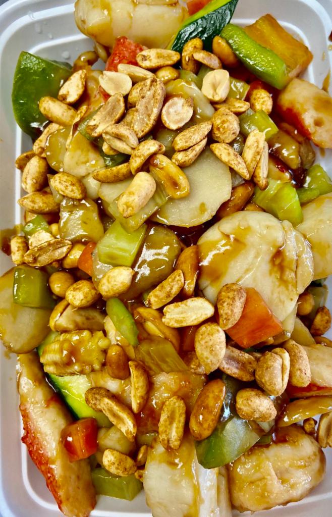 S18. Kung Pao Seafood · Jumbo shrimp, crabmeat and sea scallops with assorted vegetable and peanuts in house special spicy brown sauce. Hot and spicy.