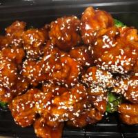 H3. Sesame Chicken · Crispy golden tender chicken served in mildly season sauce with broccoli and sesame. Hot and...