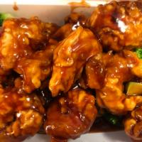 H17. General Tso's Shrimp · Crispy golden tender shrimp sauteed with broccoli, red and green peppers in a special spicy ...