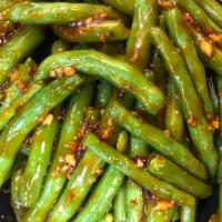 139. String Bean with Garlic Sauce · Served with choice of rice. Hot and spicy.