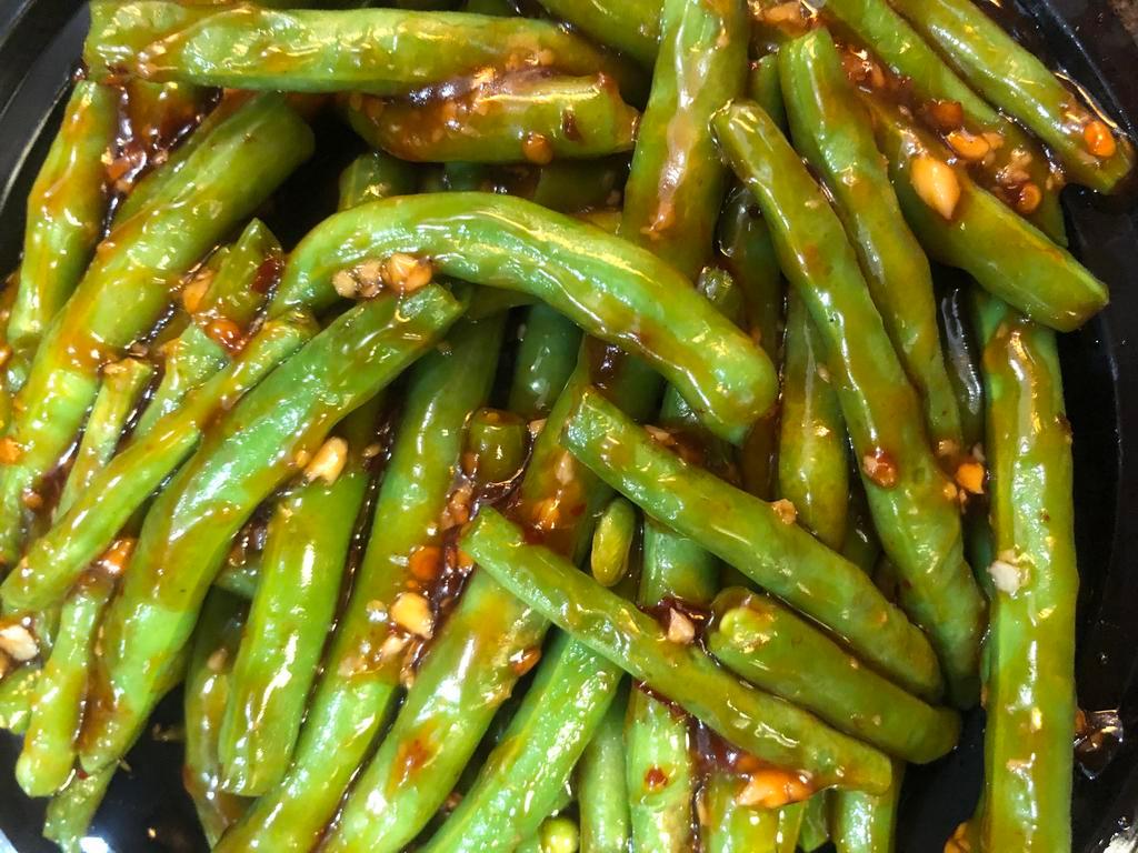 139. String Bean with Garlic Sauce · Served with choice of rice. Hot and spicy.