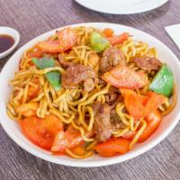 Tomato Beef Chow Mein番茄牛肉炒面 · 
