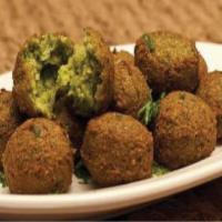 Falafel plate	 · 8 pieces of Deep fried chickpeas, served with hummus. Salad & tahini sauce. 
