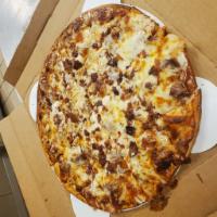Lincoln Park Pizza · BBQ sauce with sausage, onion and bacon.