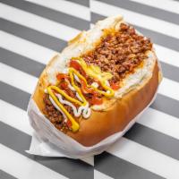 Traditional Whole beef hot dog · Mayo,katchup,mustard, tomate,onios,corn,peas,breadcrumbs with bacon,mussarella cheese, whole...
