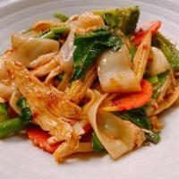 N9. Pad Kee Mao Noodles · Hot and spicy.