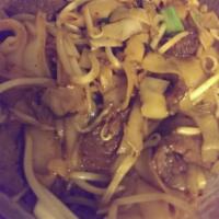 Beef Chow Fun · Stir fried thick rice noodles with green onion and bean sprouts.
