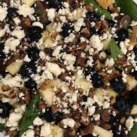 Apple Orchard Salad Lunch · Spinach, apples, walnuts, cranberries and feta cheese.