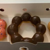 Assorted 3 Pieces Box · An assorted box of mochi donuts from flavors of the today. Flavors are assorted based on ava...
