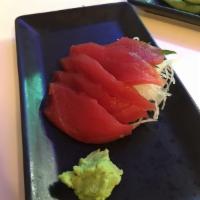 393184. Sashimi Bento Box · Sashimi 6 pieces (tuna, salmon, yellowtail), tempura mix (2 shrimps 1 crab + vegs), edamame,...