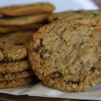 Oatmeal Raisen Cookie · From cest si bon bakery