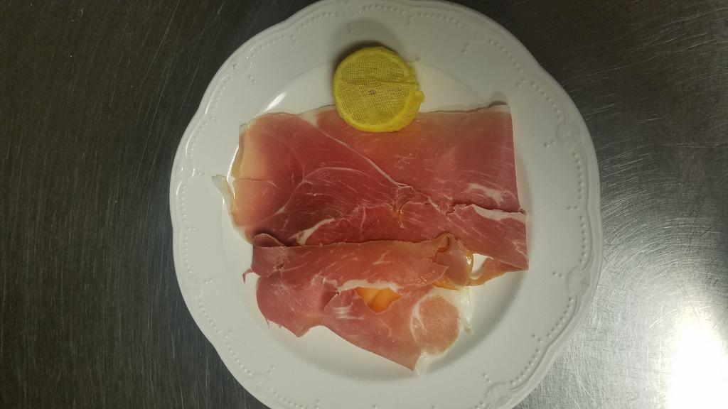 Prosciutto e Melon · Imported parma prosciutto and melon.