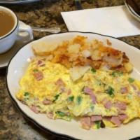 Western Omelette · Served with homefries and toast.