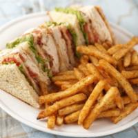 DBLT Sandwich · 4 crispy bacon in 3 toasted wheat bread, with lettuce, tomato and American cheese and mayonn...